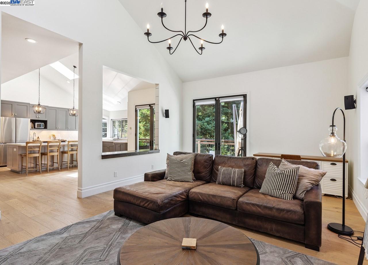 Detail Gallery Image 21 of 60 For 156 Del Monte Dr, Walnut Creek,  CA 94595 - 4 Beds | 4 Baths