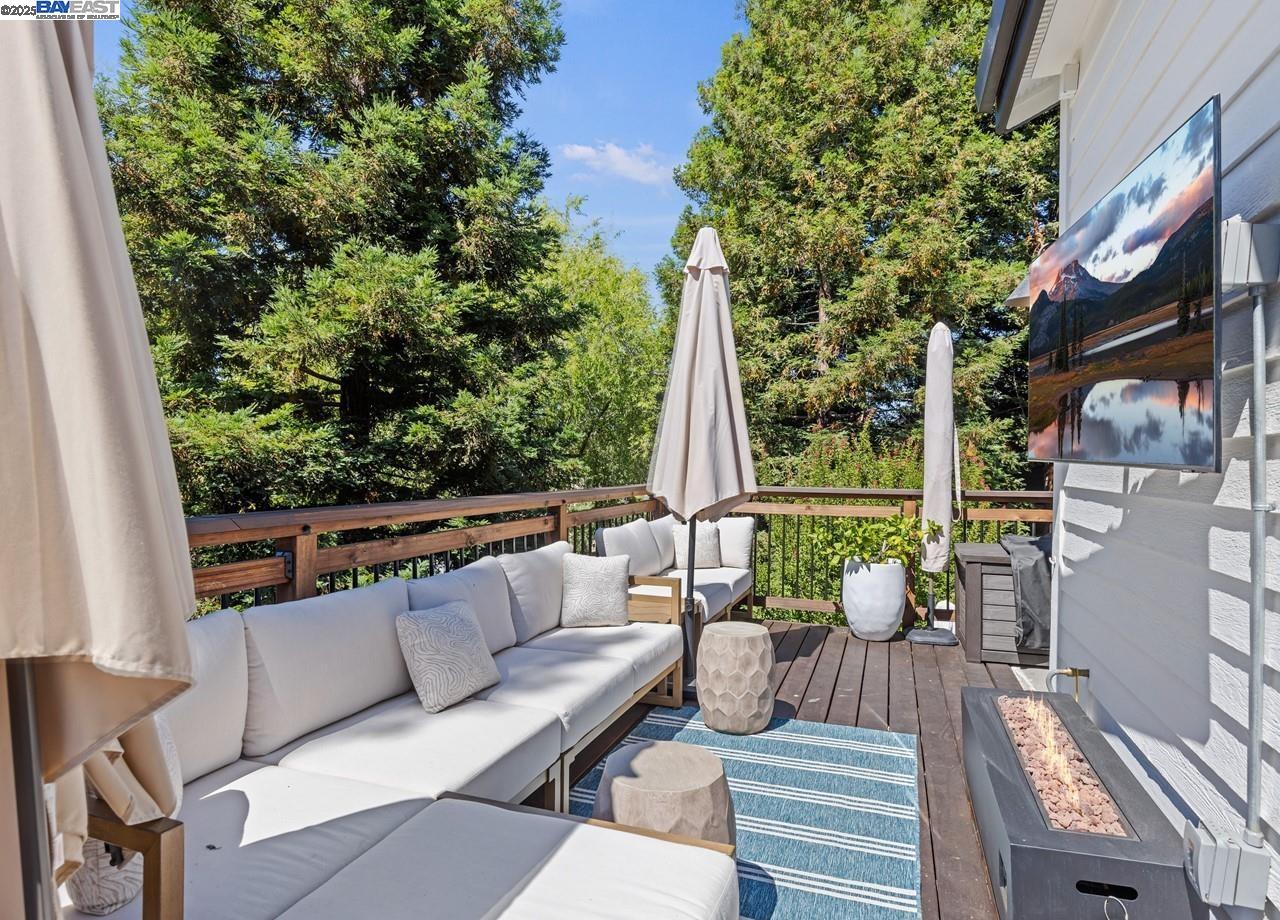 Detail Gallery Image 23 of 60 For 156 Del Monte Dr, Walnut Creek,  CA 94595 - 4 Beds | 4 Baths