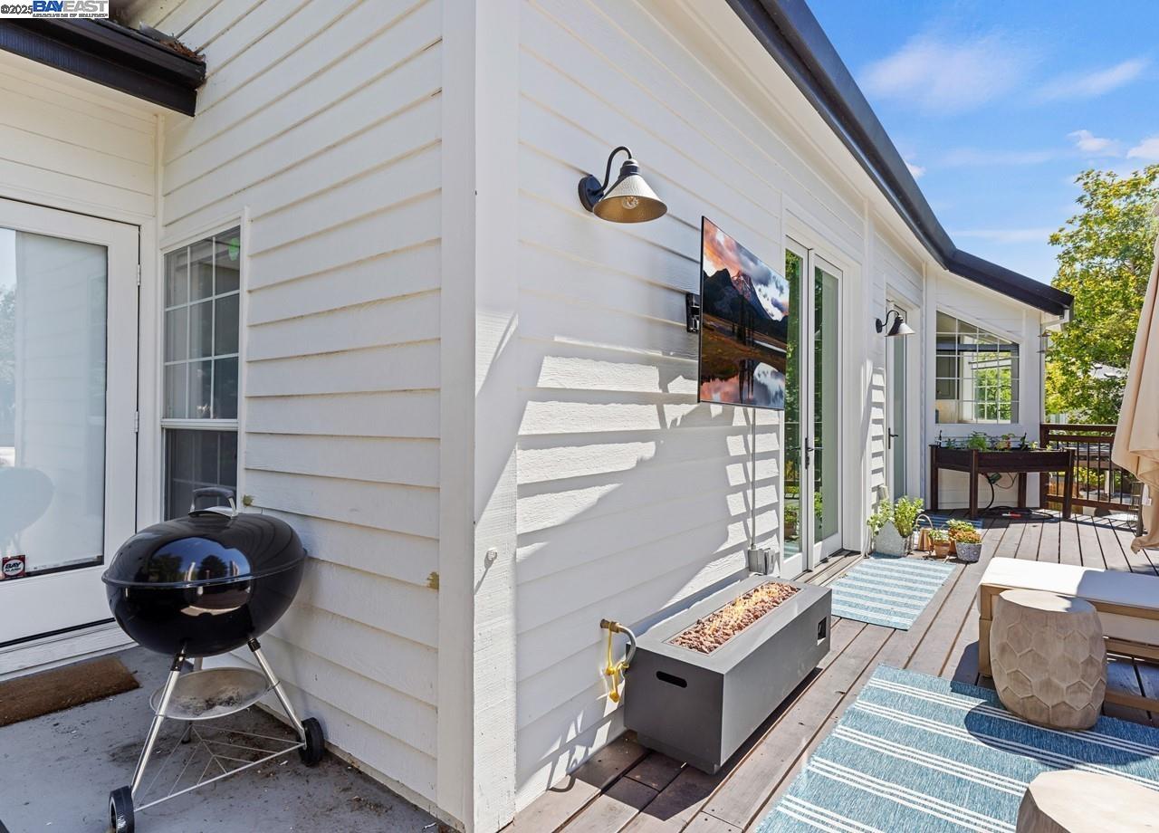 Detail Gallery Image 24 of 60 For 156 Del Monte Dr, Walnut Creek,  CA 94595 - 4 Beds | 4 Baths