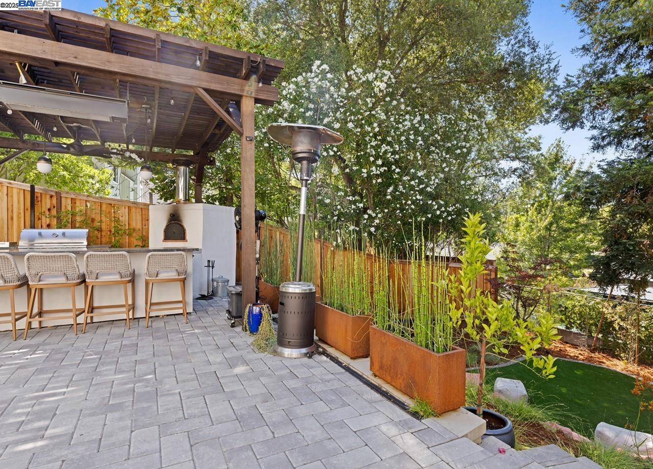 Detail Gallery Image 46 of 60 For 156 Del Monte Dr, Walnut Creek,  CA 94595 - 4 Beds | 4 Baths