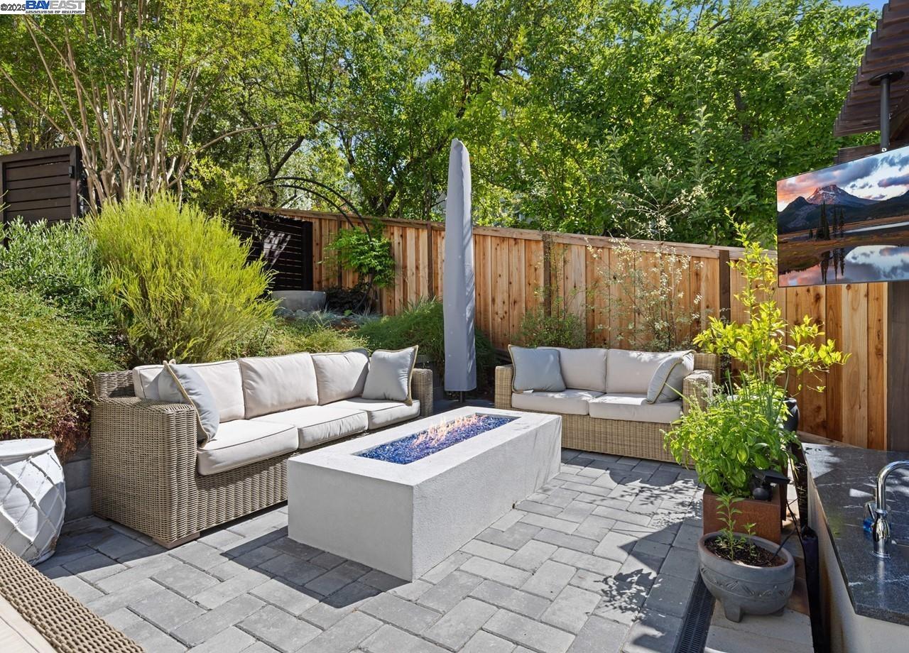 Detail Gallery Image 52 of 60 For 156 Del Monte Dr, Walnut Creek,  CA 94595 - 4 Beds | 4 Baths
