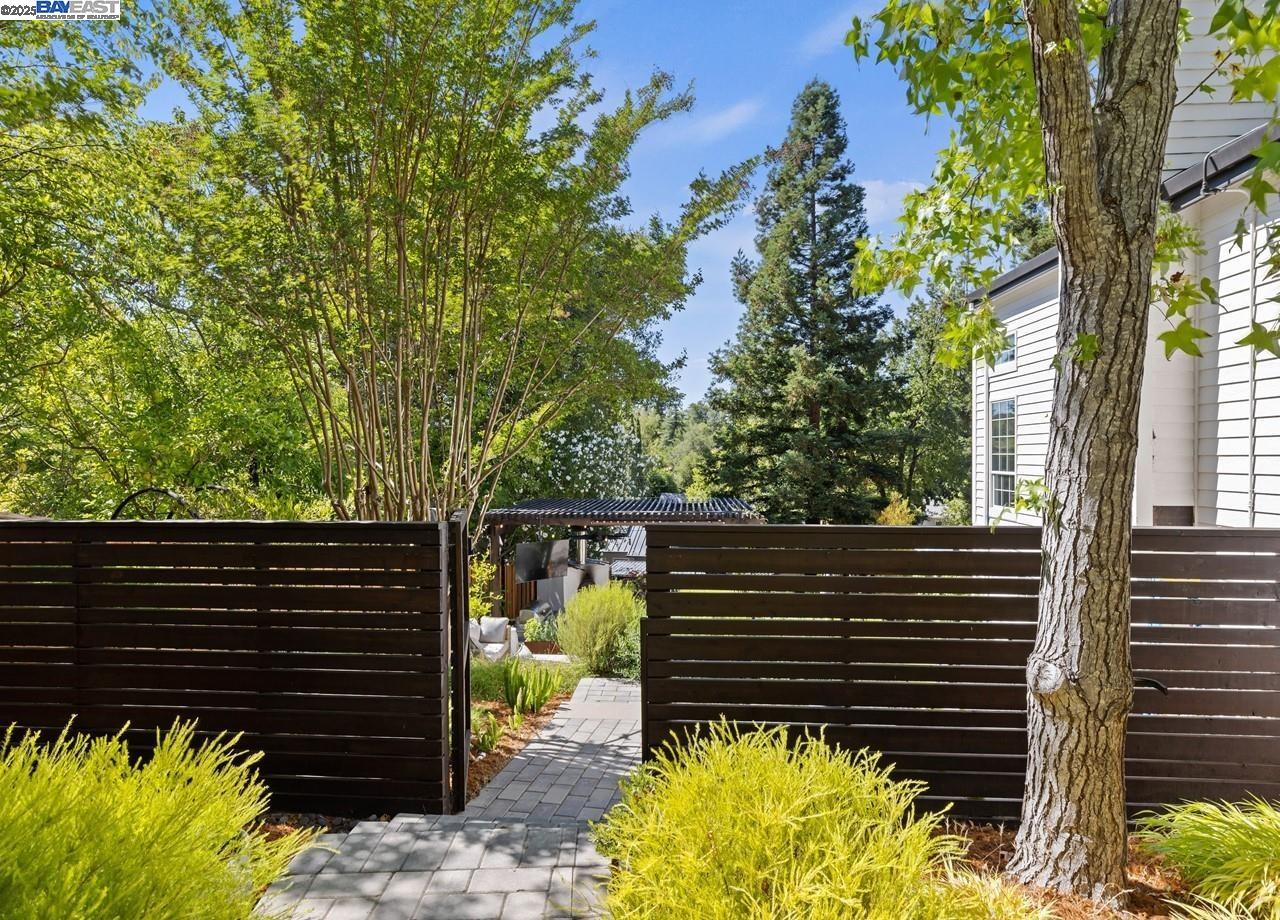 Detail Gallery Image 57 of 60 For 156 Del Monte Dr, Walnut Creek,  CA 94595 - 4 Beds | 4 Baths