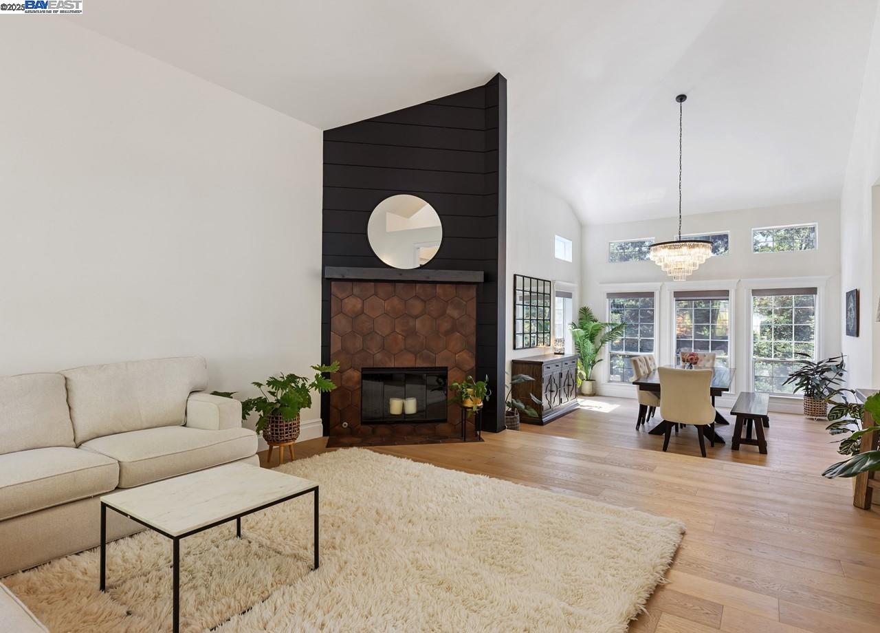 Detail Gallery Image 8 of 60 For 156 Del Monte Dr, Walnut Creek,  CA 94595 - 4 Beds | 4 Baths