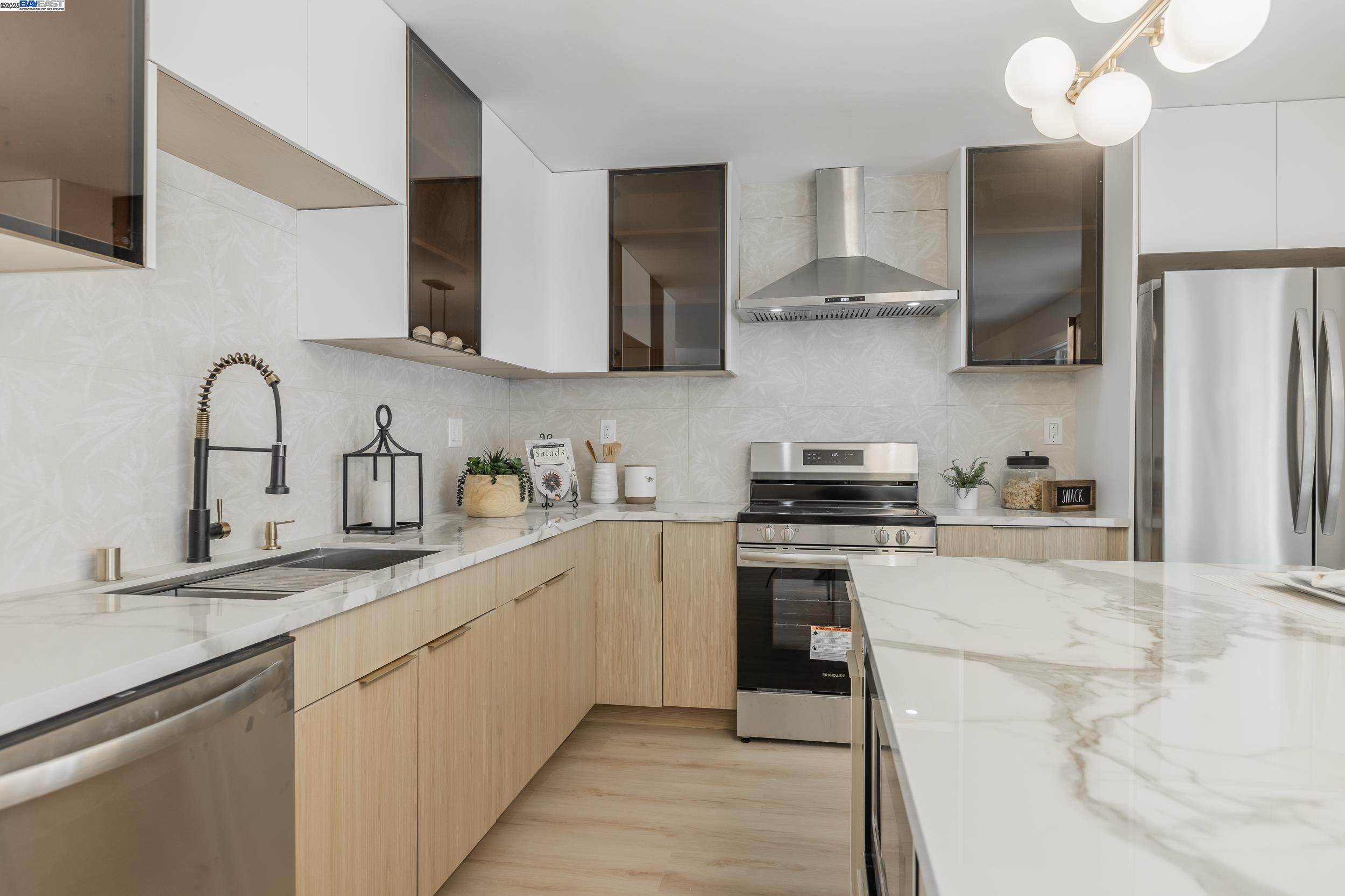 Detail Gallery Image 9 of 27 For 955 Big Bear Ct, Milpitas,  CA 95035 - 2 Beds | 2 Baths