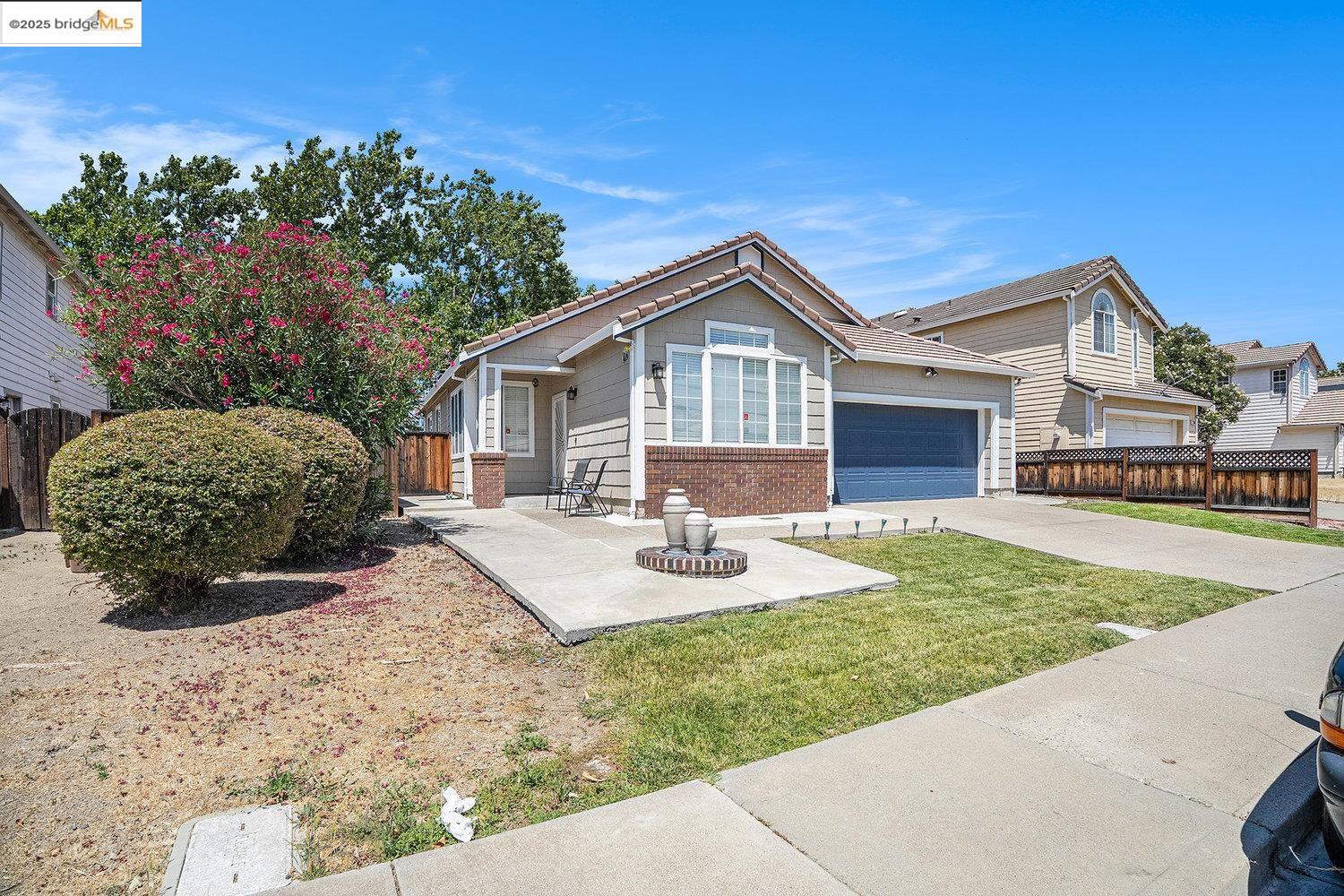 Detail Gallery Image 15 of 28 For 1701 Mount Silliman Way, Antioch,  CA 94531 - 3 Beds | 2 Baths
