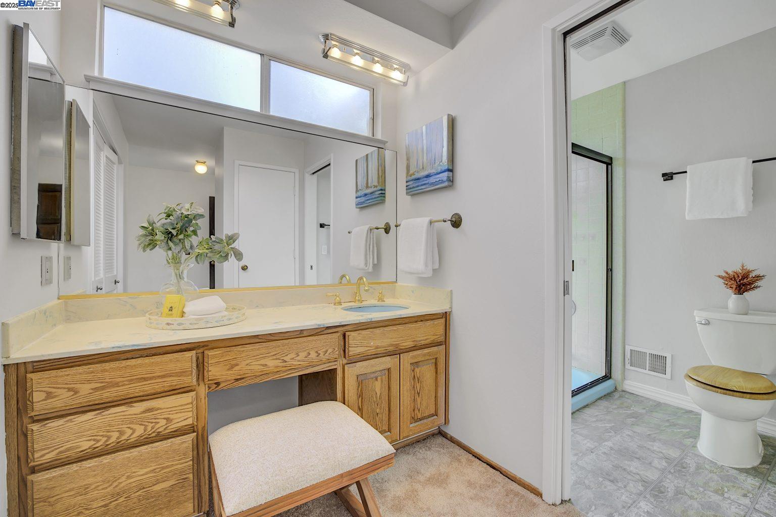 Detail Gallery Image 19 of 31 For 27786 Pleasant Hill Ct, Hayward,  CA 94542 - 4 Beds | 2/1 Baths