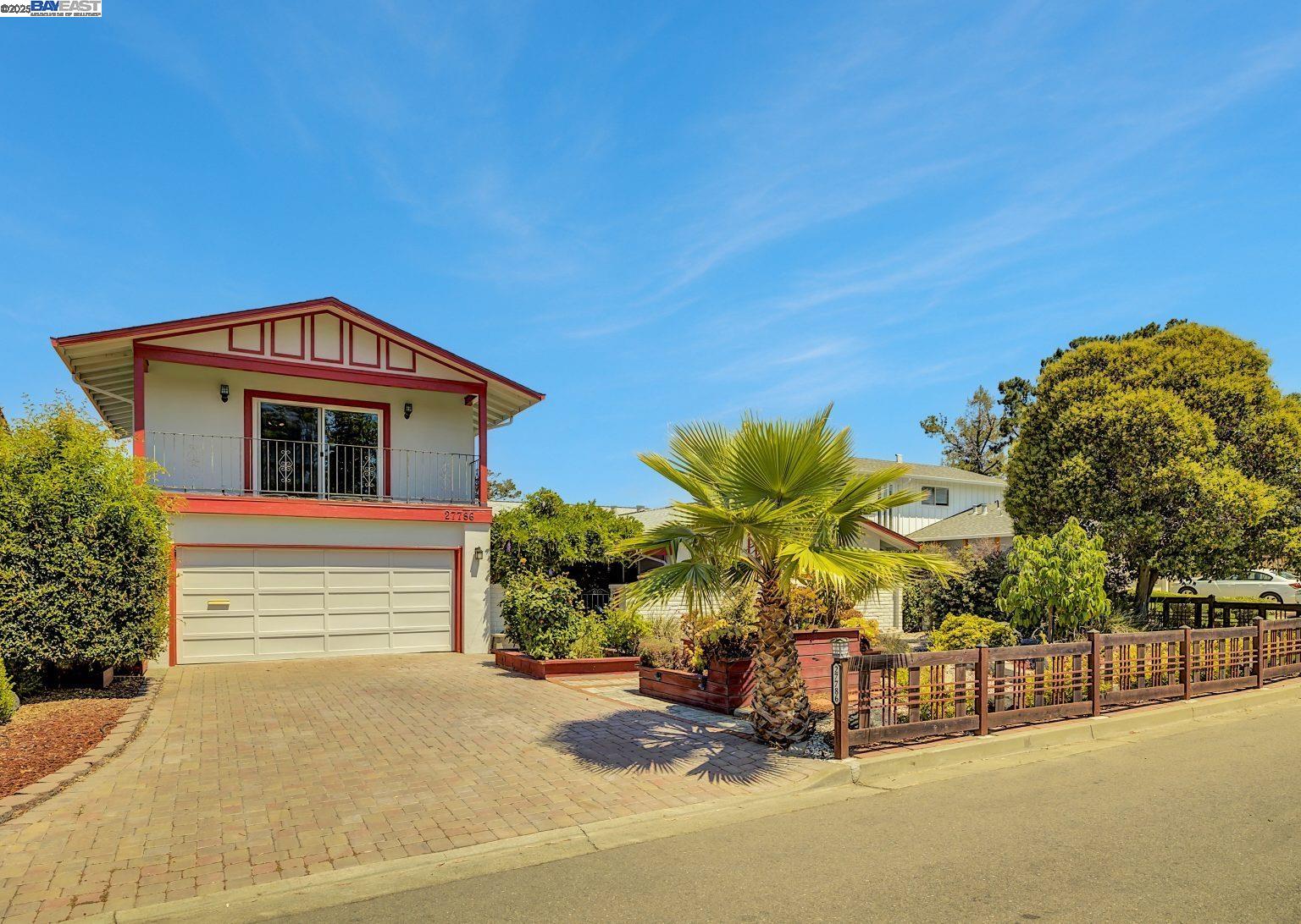 Detail Gallery Image 30 of 31 For 27786 Pleasant Hill Ct, Hayward,  CA 94542 - 4 Beds | 2/1 Baths