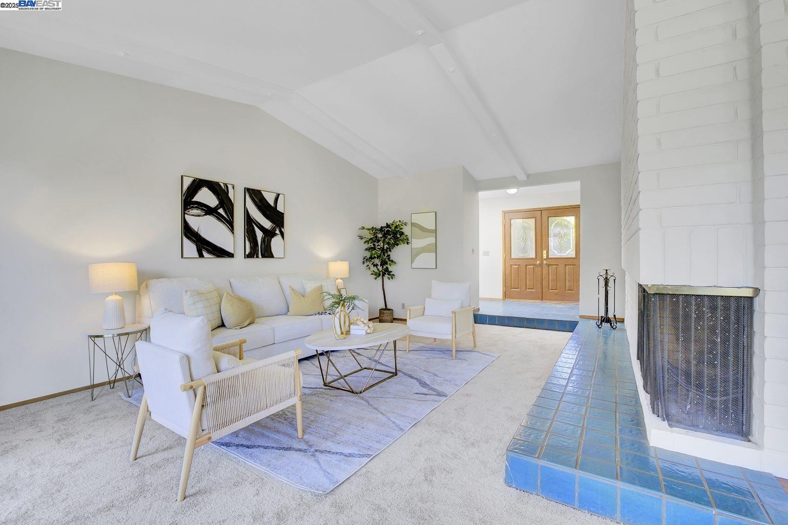 Detail Gallery Image 6 of 31 For 27786 Pleasant Hill Ct, Hayward,  CA 94542 - 4 Beds | 2/1 Baths