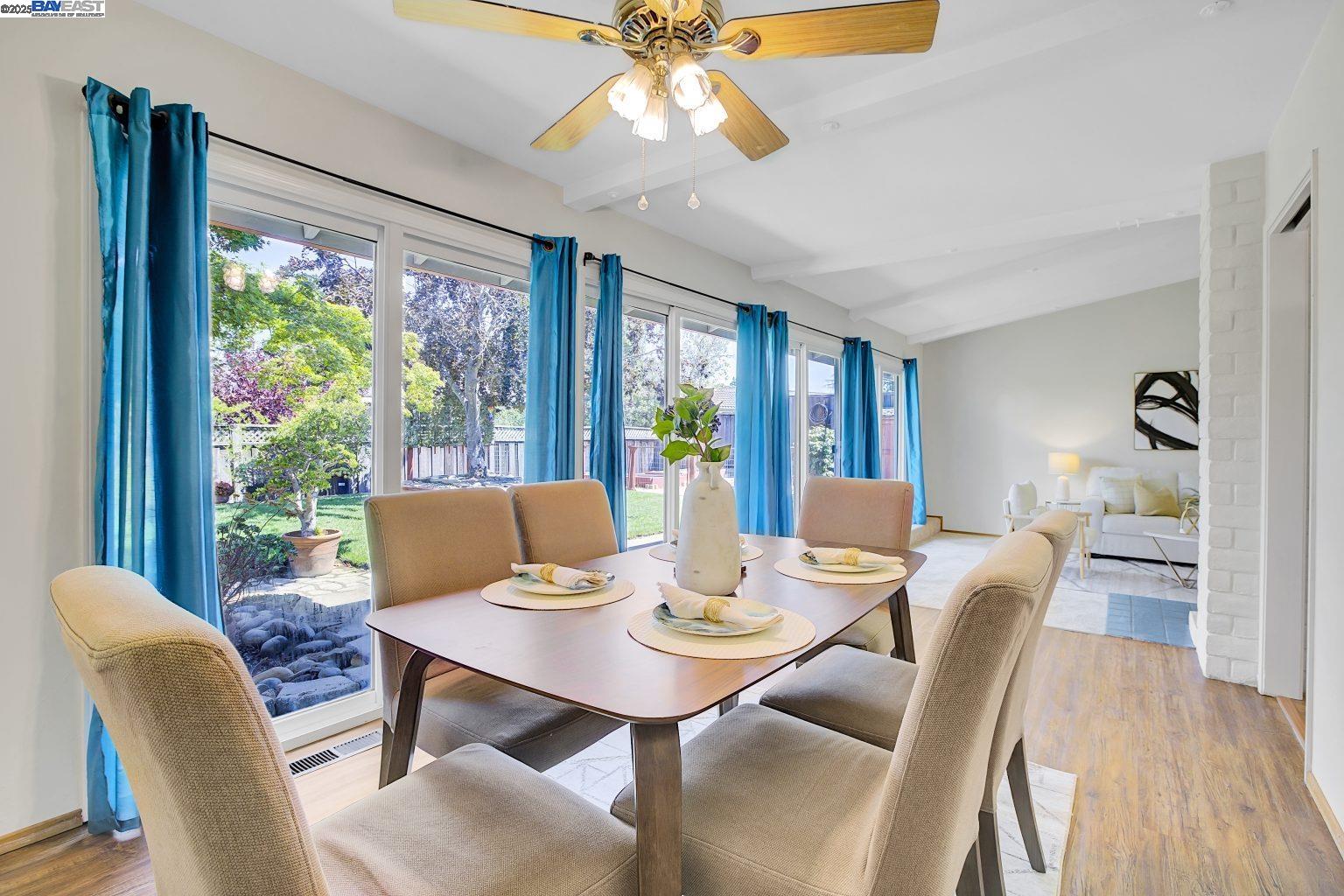 Detail Gallery Image 7 of 31 For 27786 Pleasant Hill Ct, Hayward,  CA 94542 - 4 Beds | 2/1 Baths