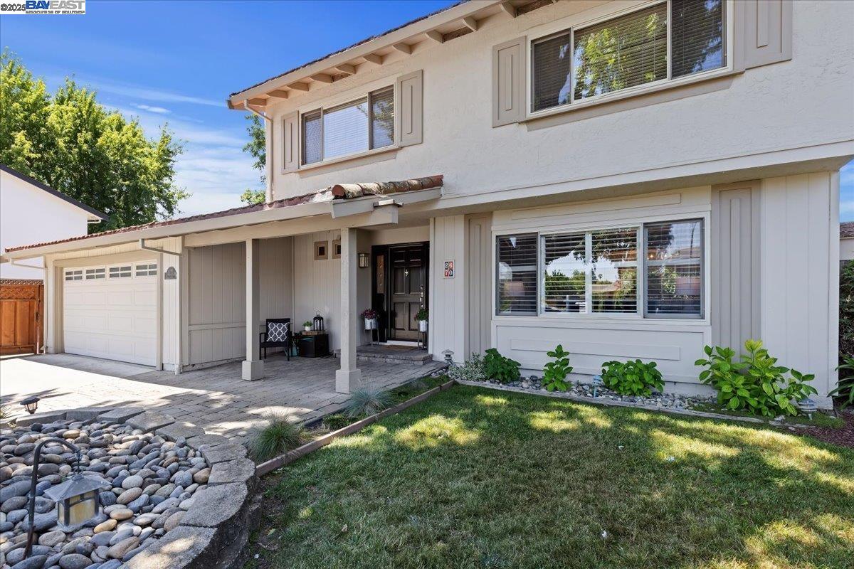Detail Gallery Image 2 of 43 For 2670 Corte Elena, Pleasanton,  CA 94566 - 4 Beds | 2/1 Baths