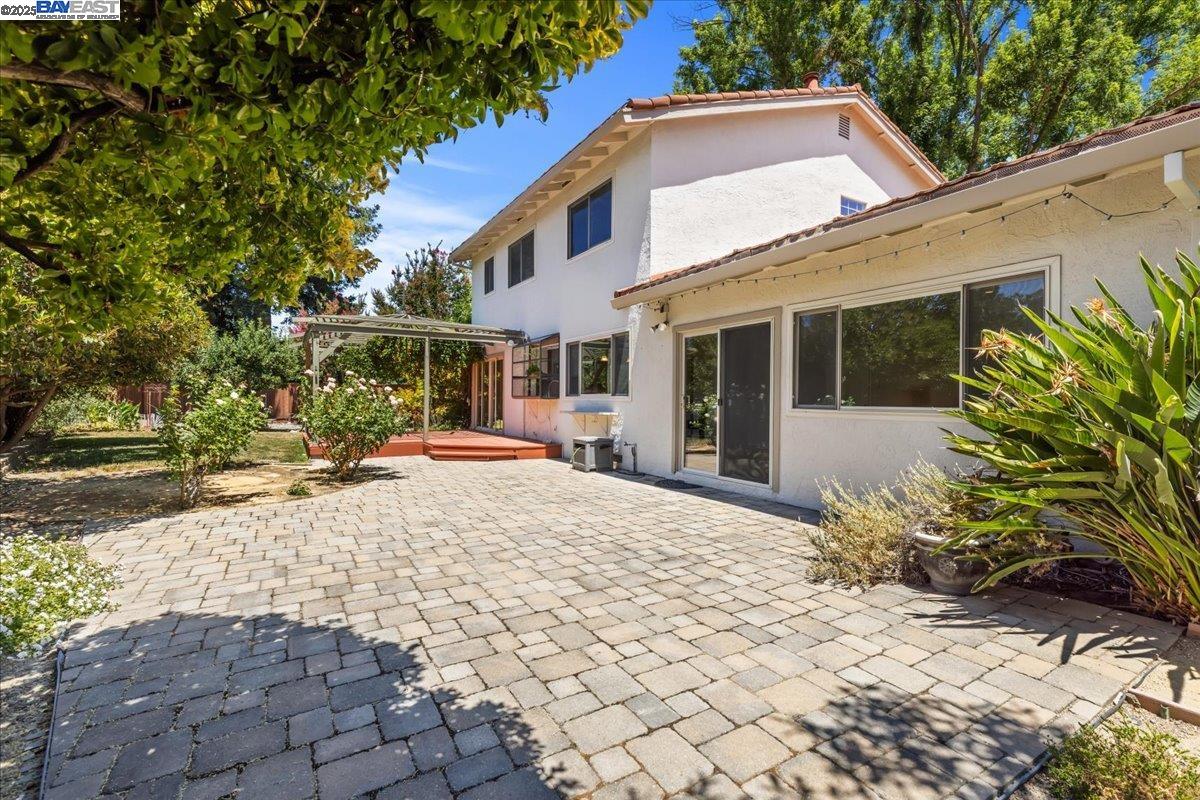 Detail Gallery Image 33 of 43 For 2670 Corte Elena, Pleasanton,  CA 94566 - 4 Beds | 2/1 Baths