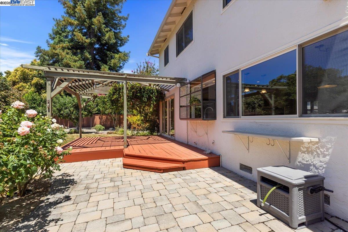 Detail Gallery Image 34 of 43 For 2670 Corte Elena, Pleasanton,  CA 94566 - 4 Beds | 2/1 Baths