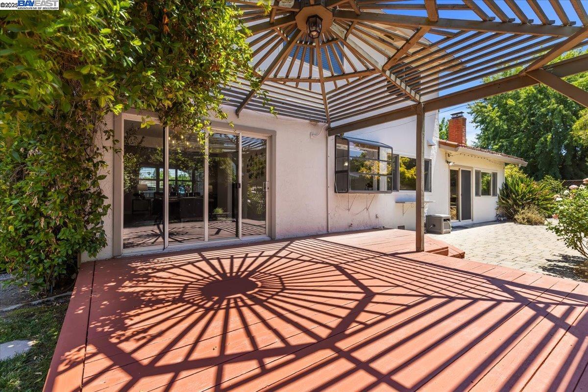 Detail Gallery Image 35 of 43 For 2670 Corte Elena, Pleasanton,  CA 94566 - 4 Beds | 2/1 Baths