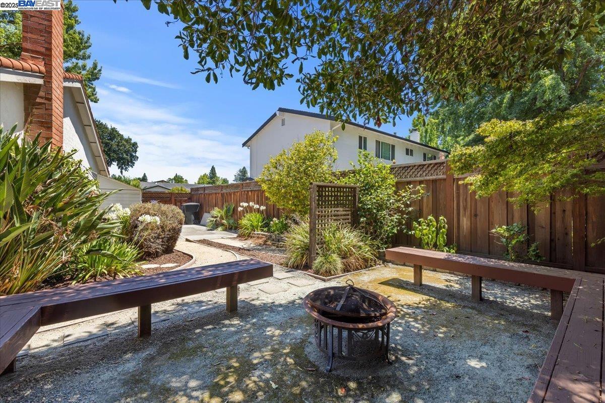 Detail Gallery Image 38 of 43 For 2670 Corte Elena, Pleasanton,  CA 94566 - 4 Beds | 2/1 Baths