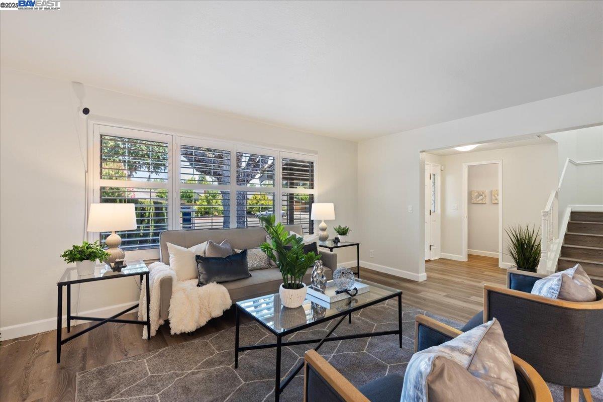 Detail Gallery Image 8 of 43 For 2670 Corte Elena, Pleasanton,  CA 94566 - 4 Beds | 2/1 Baths