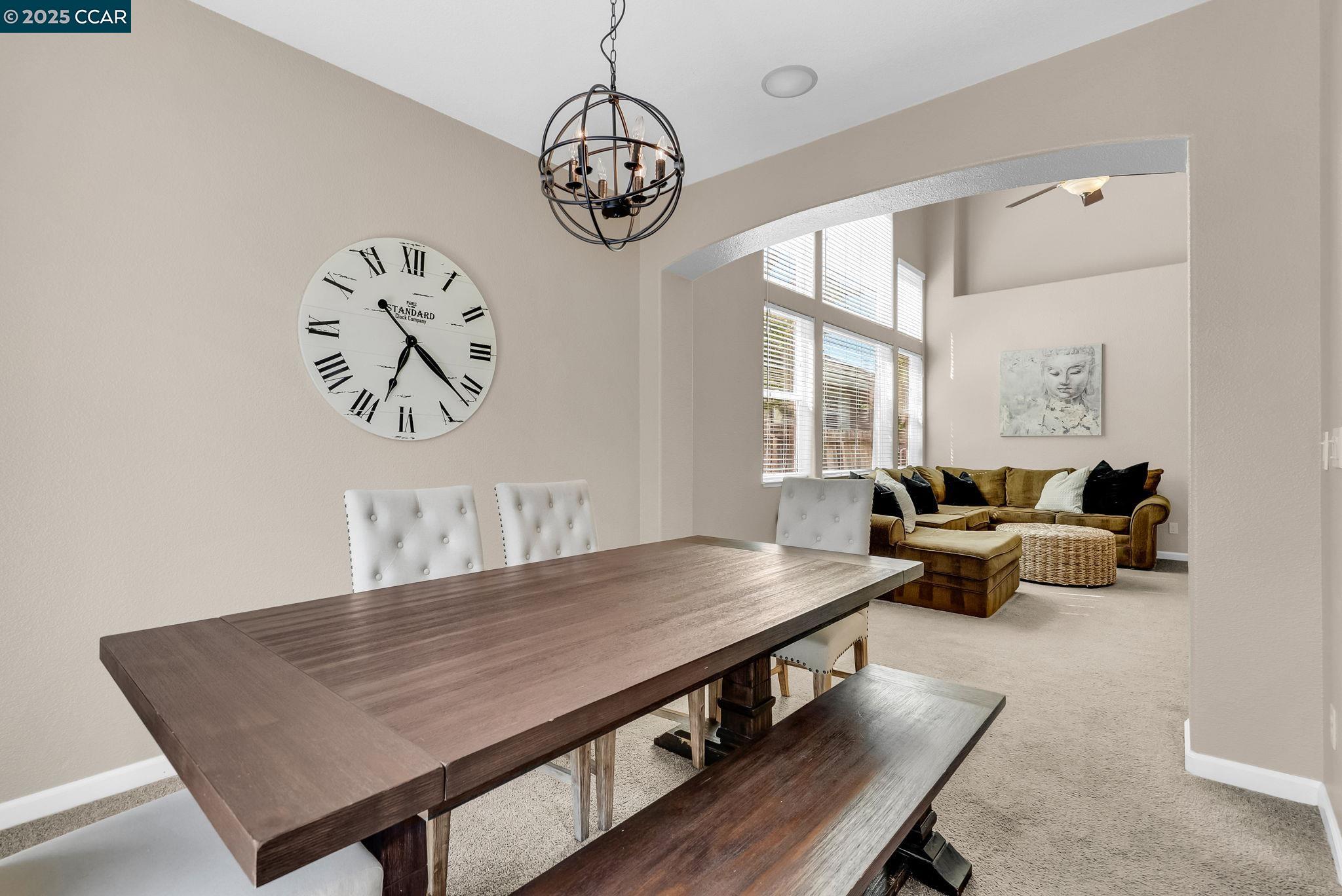 Detail Gallery Image 12 of 56 For 1331 Yosemite Circle, Oakley,  CA 94561 - 4 Beds | 3 Baths