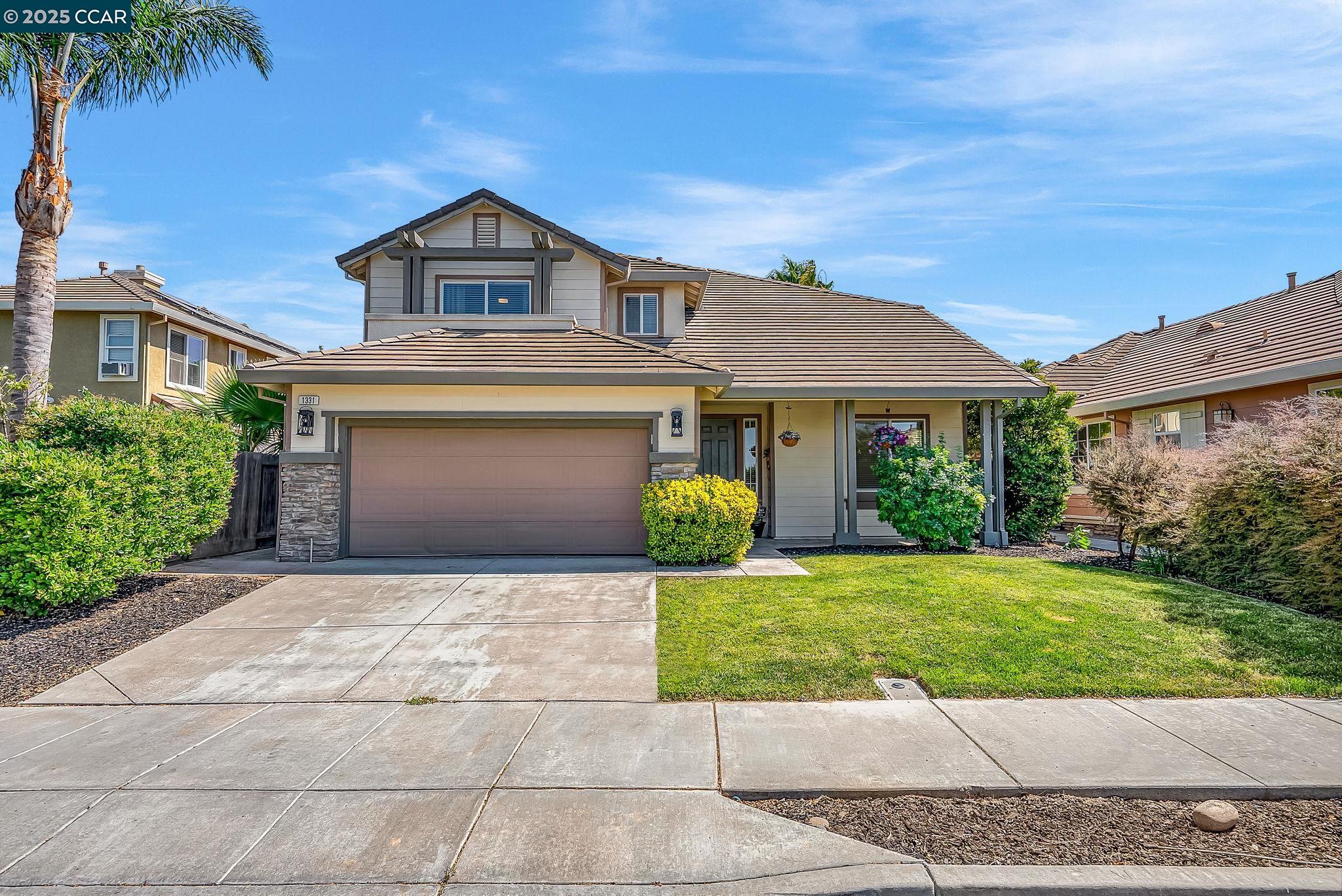 Detail Gallery Image 3 of 56 For 1331 Yosemite Circle, Oakley,  CA 94561 - 4 Beds | 3 Baths