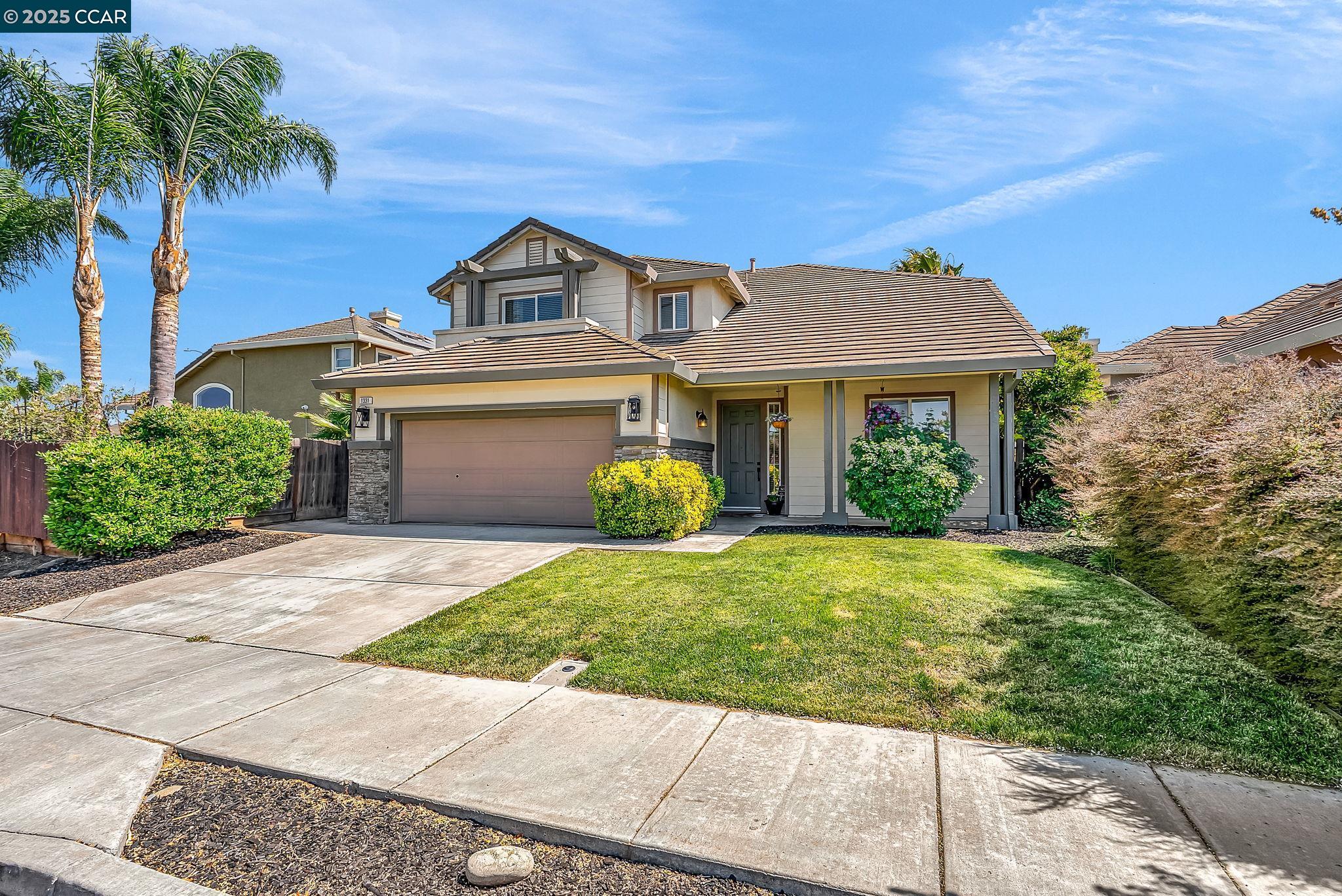 Detail Gallery Image 4 of 56 For 1331 Yosemite Circle, Oakley,  CA 94561 - 4 Beds | 3 Baths