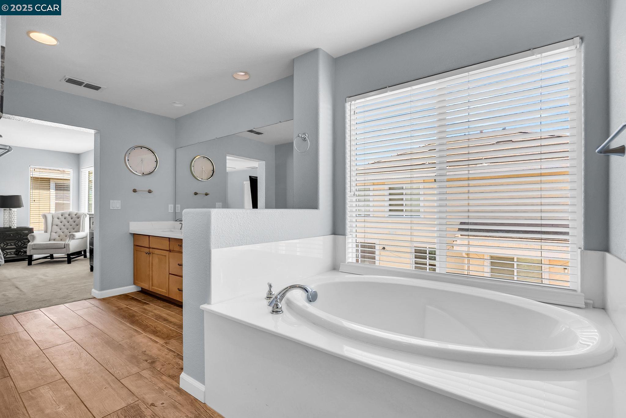 Detail Gallery Image 34 of 56 For 1331 Yosemite Circle, Oakley,  CA 94561 - 4 Beds | 3 Baths