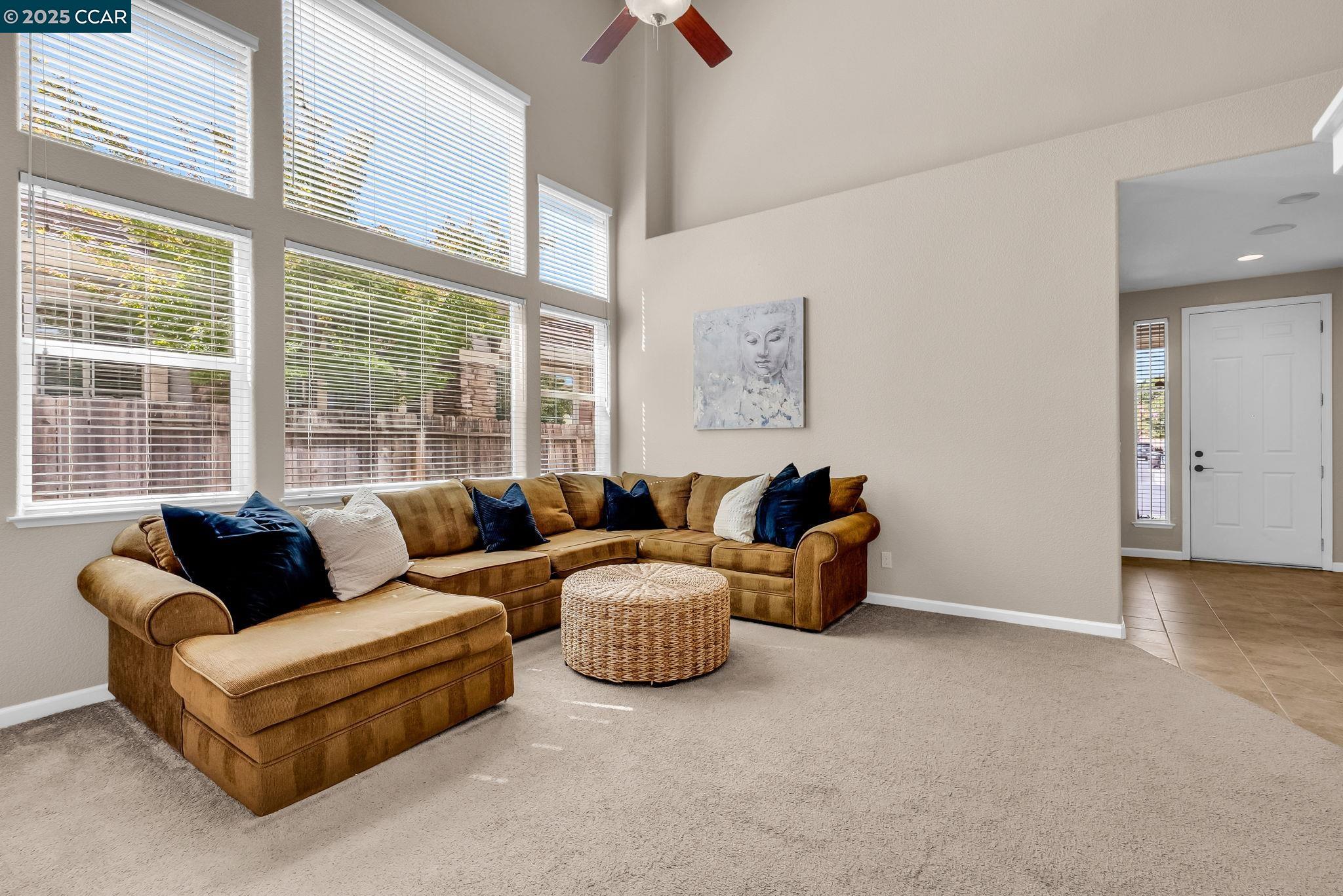 Detail Gallery Image 7 of 56 For 1331 Yosemite Circle, Oakley,  CA 94561 - 4 Beds | 3 Baths