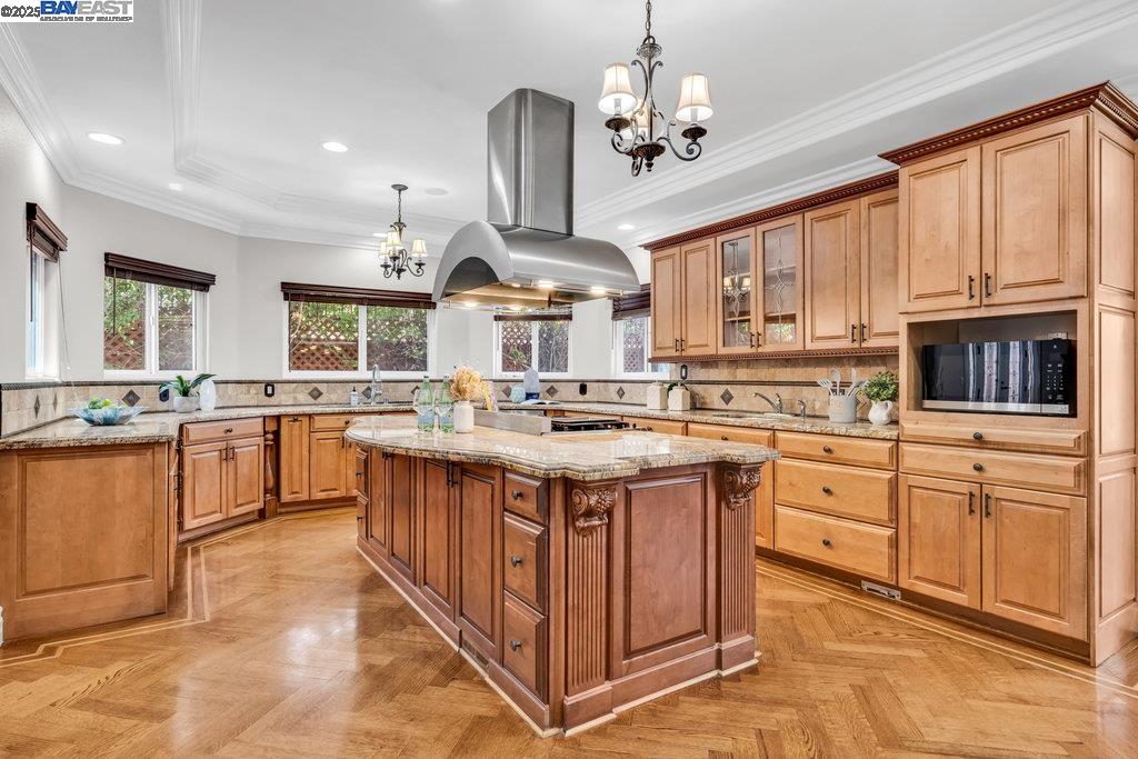 Detail Gallery Image 11 of 59 For 3405 Story Lane, San Jose,  CA 95127 - 5 Beds | 3/1 Baths