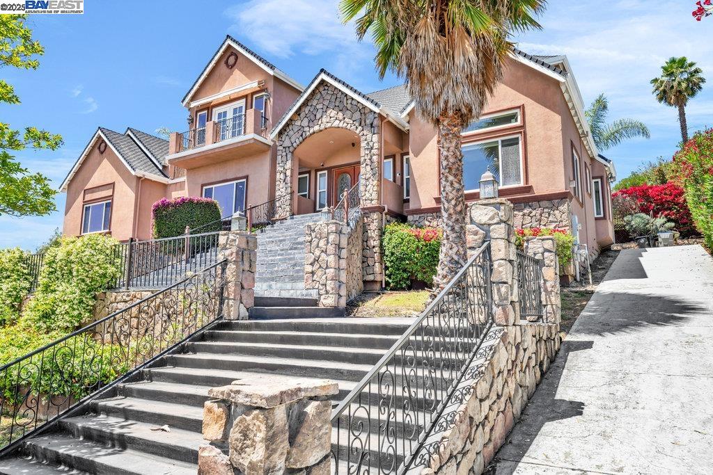Detail Gallery Image 3 of 59 For 3405 Story Lane, San Jose,  CA 95127 - 5 Beds | 3/1 Baths