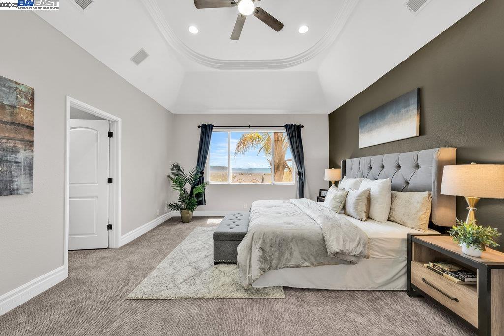 Detail Gallery Image 22 of 59 For 3405 Story Lane, San Jose,  CA 95127 - 5 Beds | 3/1 Baths