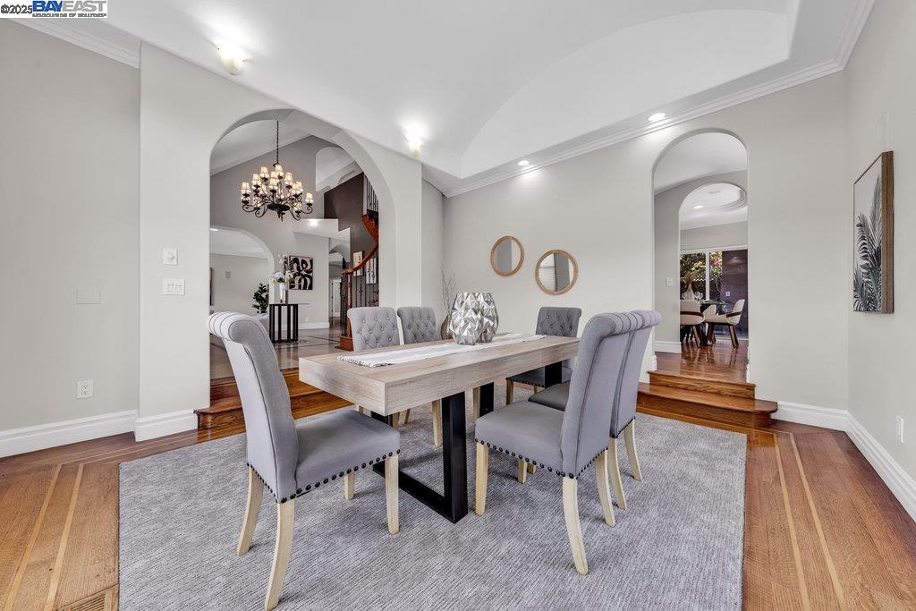 Detail Gallery Image 10 of 59 For 3405 Story Lane, San Jose,  CA 95127 - 5 Beds | 3/1 Baths