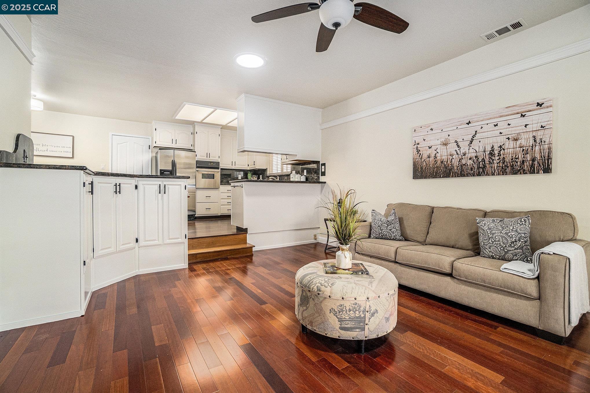 Detail Gallery Image 11 of 31 For 1543 Heartwood Dr, Concord,  CA 94521 - 3 Beds | 2 Baths