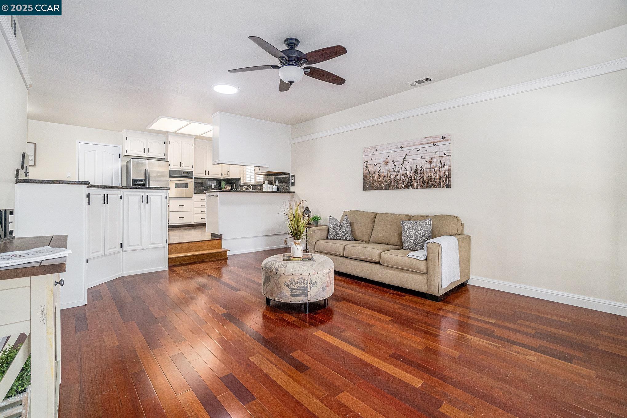 Detail Gallery Image 14 of 31 For 1543 Heartwood Dr, Concord,  CA 94521 - 3 Beds | 2 Baths