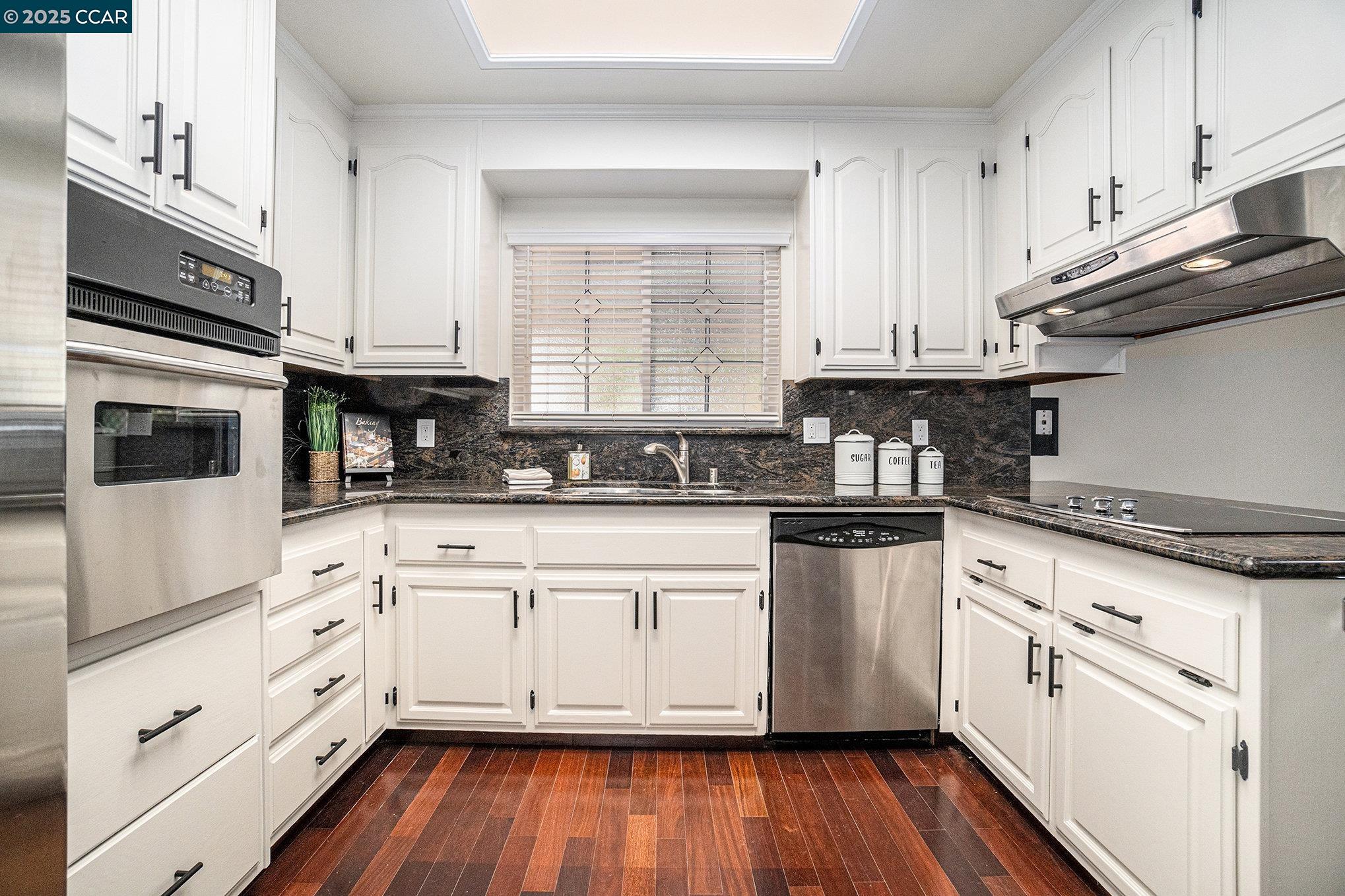 Detail Gallery Image 7 of 31 For 1543 Heartwood Dr, Concord,  CA 94521 - 3 Beds | 2 Baths