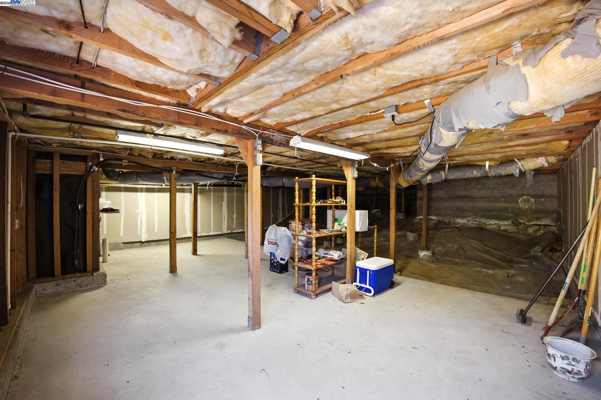 Detail Gallery Image 28 of 32 For 318 Mercury Way, Pleasant Hill,  CA 94523 - 3 Beds | 2/1 Baths
