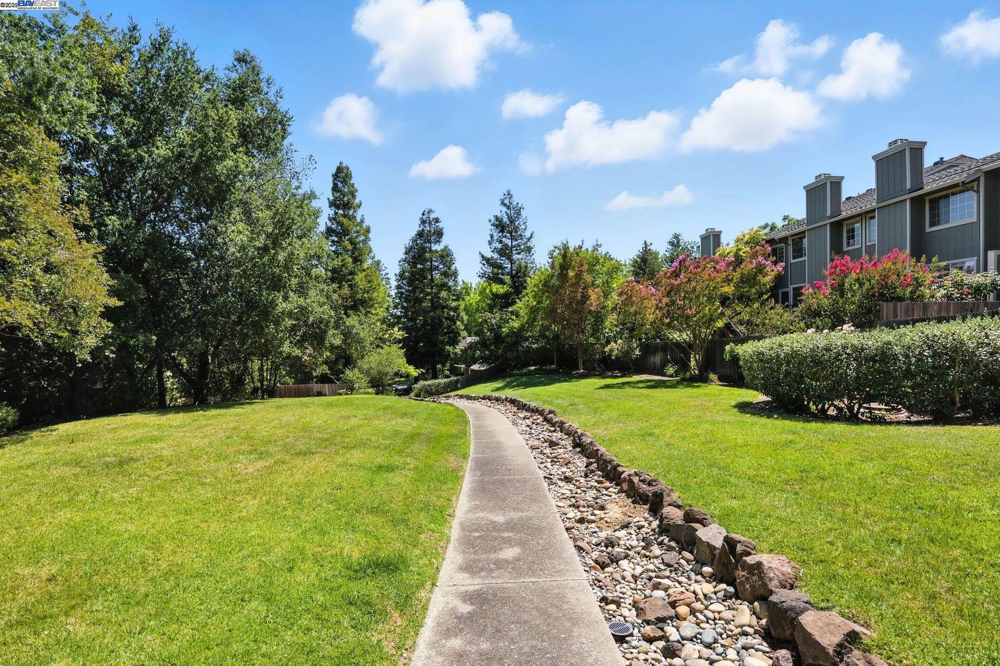 Detail Gallery Image 30 of 32 For 318 Mercury Way, Pleasant Hill,  CA 94523 - 3 Beds | 2/1 Baths