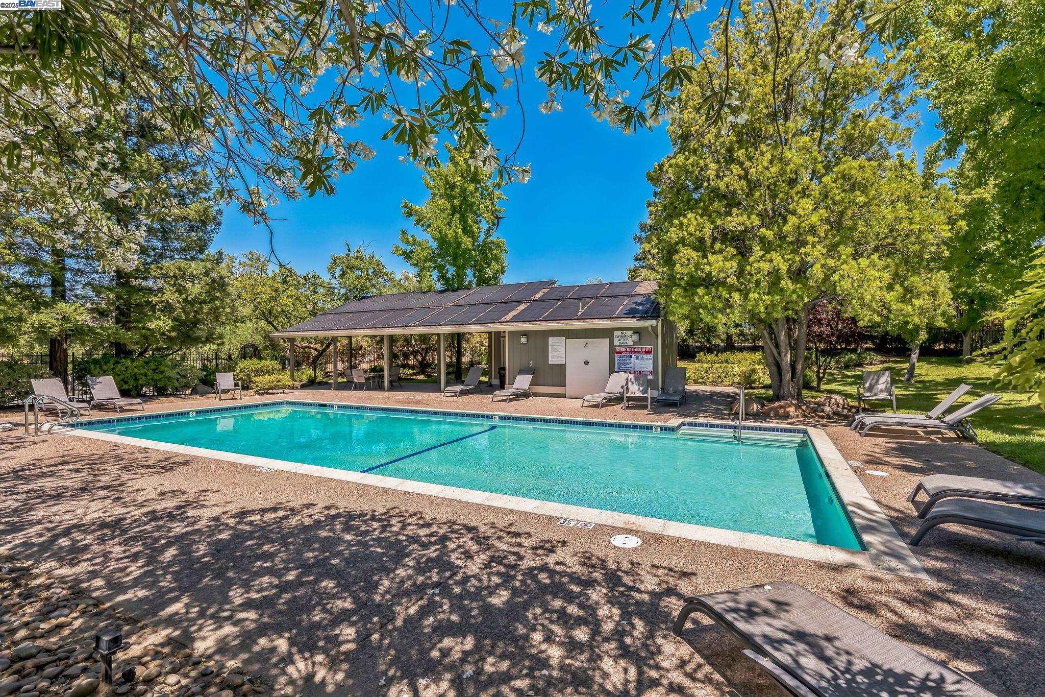 Detail Gallery Image 36 of 41 For 318 Mercury Way, Pleasant Hill,  CA 94523 - 3 Beds | 2/1 Baths