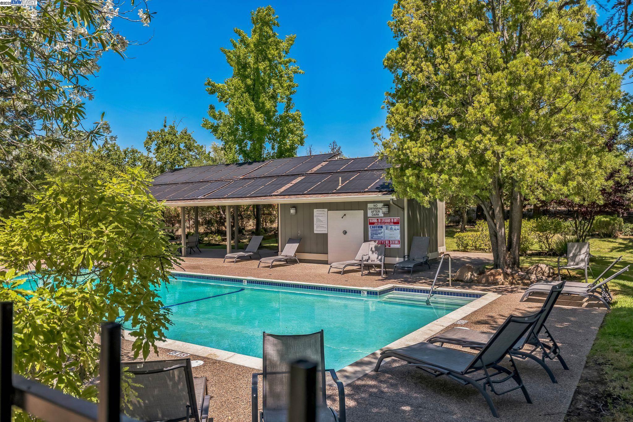 Detail Gallery Image 38 of 41 For 318 Mercury Way, Pleasant Hill,  CA 94523 - 3 Beds | 2/1 Baths