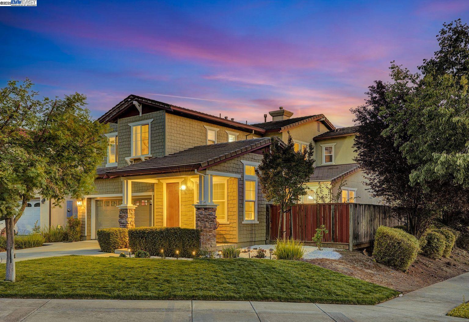 Detail Gallery Image 2 of 57 For 200 Arden Ct, San Ramon,  CA 94582 - 5 Beds | 3/1 Baths