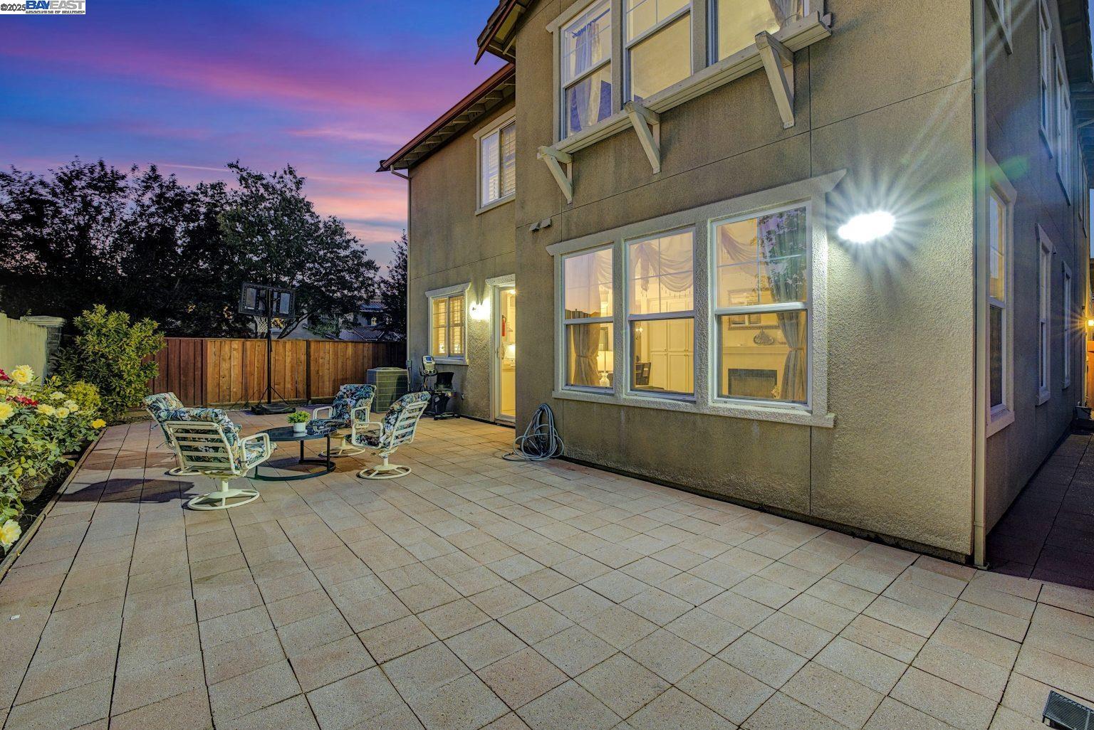 Detail Gallery Image 35 of 57 For 200 Arden Ct, San Ramon,  CA 94582 - 5 Beds | 3/1 Baths
