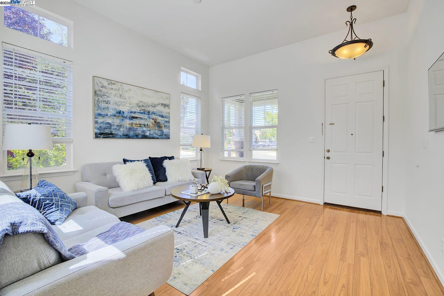 Detail Gallery Image 5 of 57 For 200 Arden Ct, San Ramon,  CA 94582 - 5 Beds | 3/1 Baths