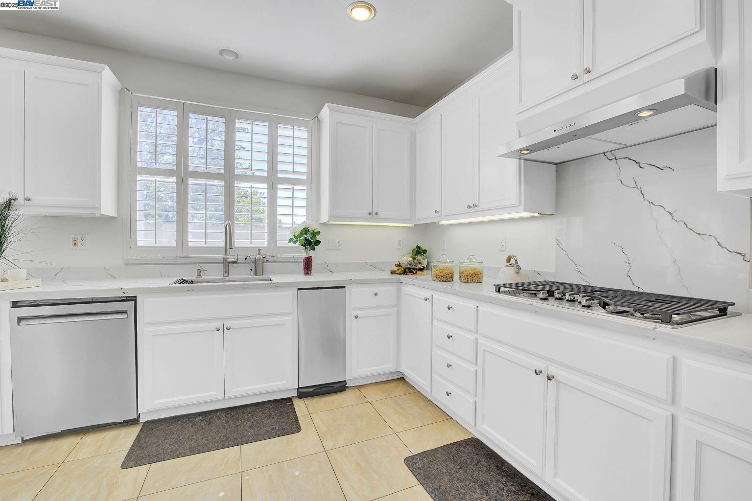 Detail Gallery Image 55 of 57 For 200 Arden Ct, San Ramon,  CA 94582 - 5 Beds | 3/1 Baths