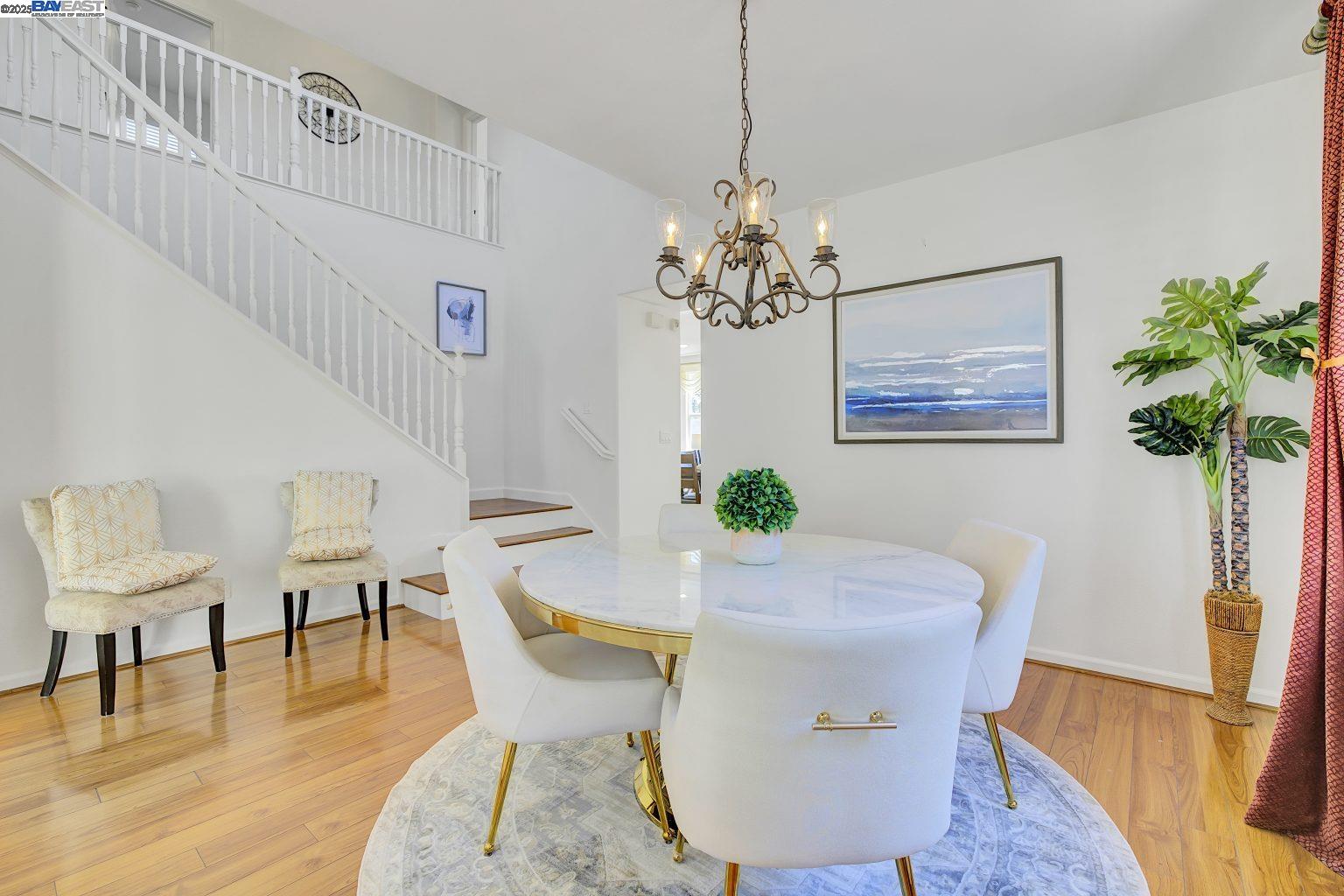 Detail Gallery Image 8 of 57 For 200 Arden Ct, San Ramon,  CA 94582 - 5 Beds | 3/1 Baths