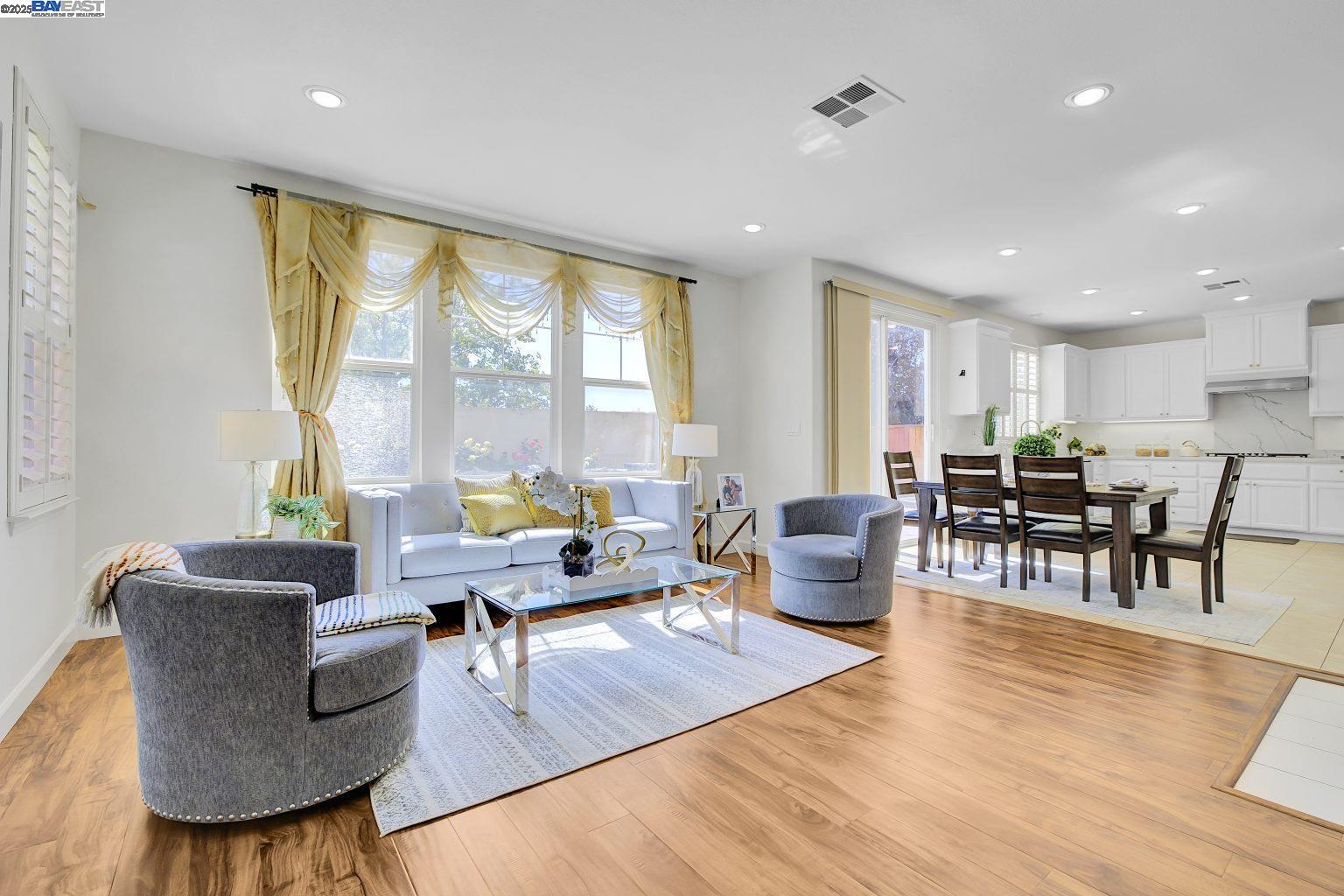 Detail Gallery Image 10 of 57 For 200 Arden Ct, San Ramon,  CA 94582 - 5 Beds | 3/1 Baths