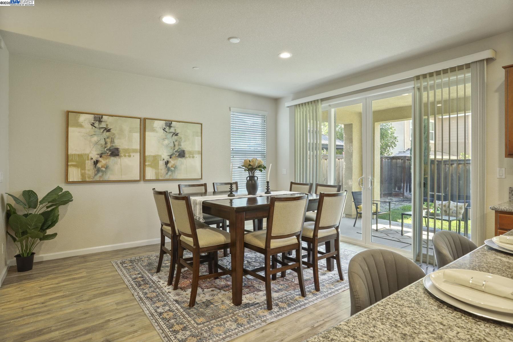 Detail Gallery Image 24 of 59 For 607 W Huntington Ave, Mountain House,  CA 95391 - 4 Beds | 3/1 Baths