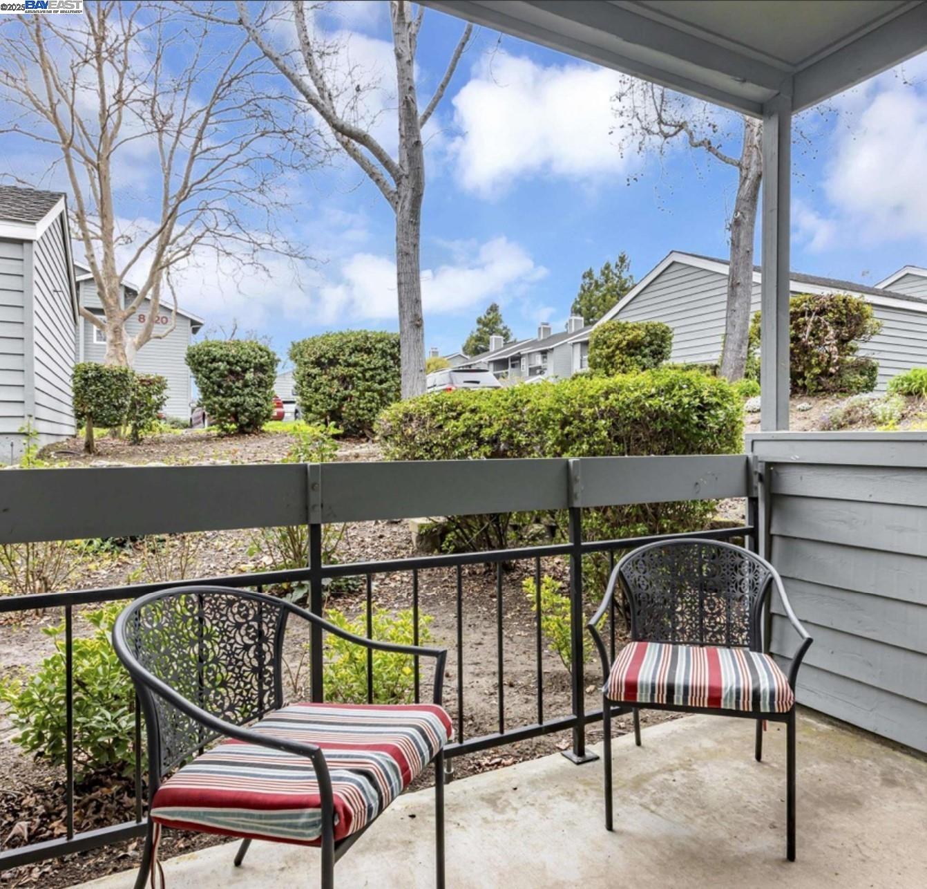 Detail Gallery Image 16 of 21 For 7595 Canyon Meadow Cir a,  Pleasanton,  CA 94588 - 3 Beds | 2 Baths