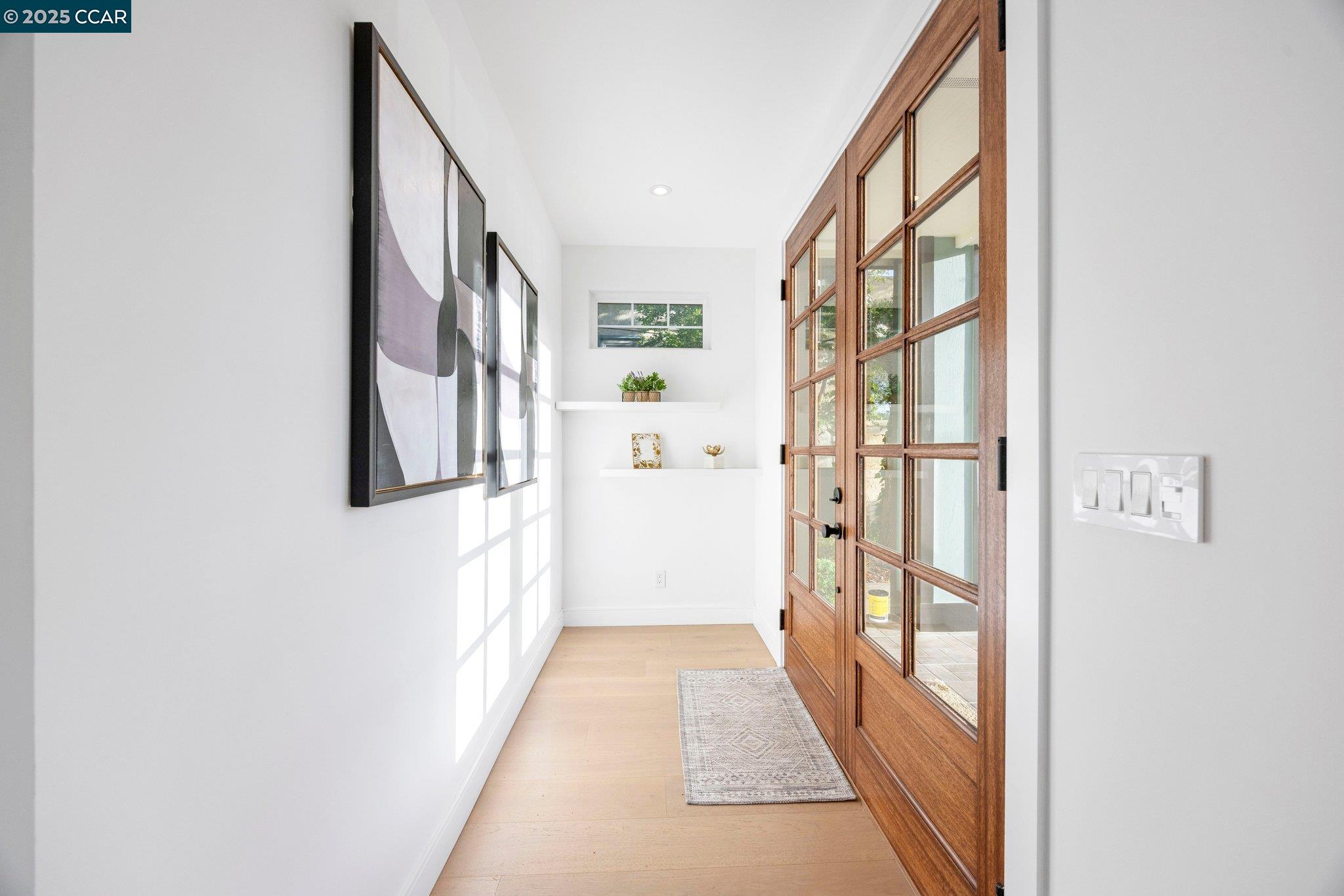 Detail Gallery Image 8 of 40 For 2223 Byron St, Berkeley,  CA 94702 - 4 Beds | 4 Baths