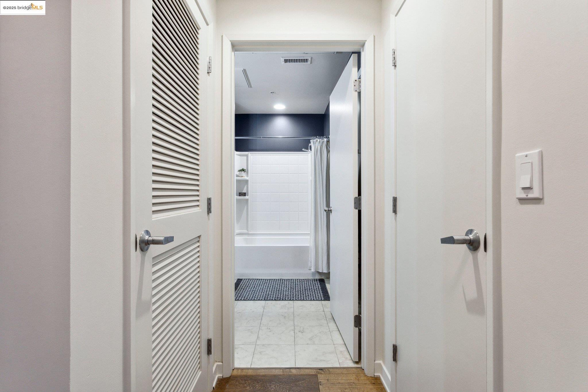 Photo #25: 41105119 Listing: Photo #25