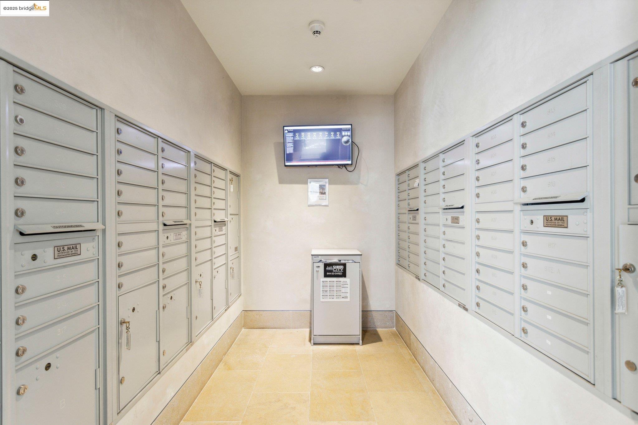 Photo #33: 41105119 Listing: Photo #33