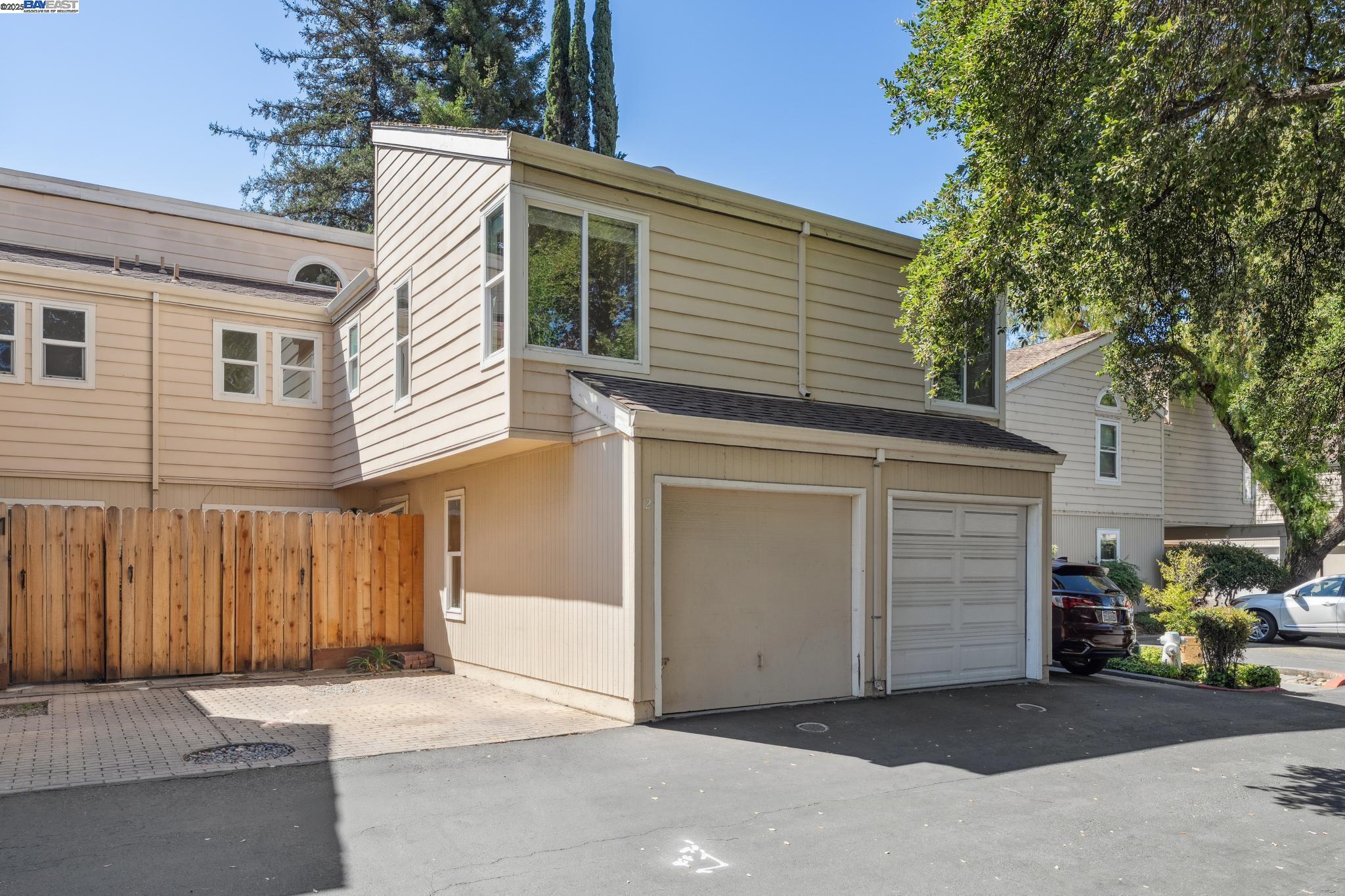 Detail Gallery Image 34 of 42 For 1255 Detroit Avenue #12,  Concord,  CA 94520 - 2 Beds | 2 Baths