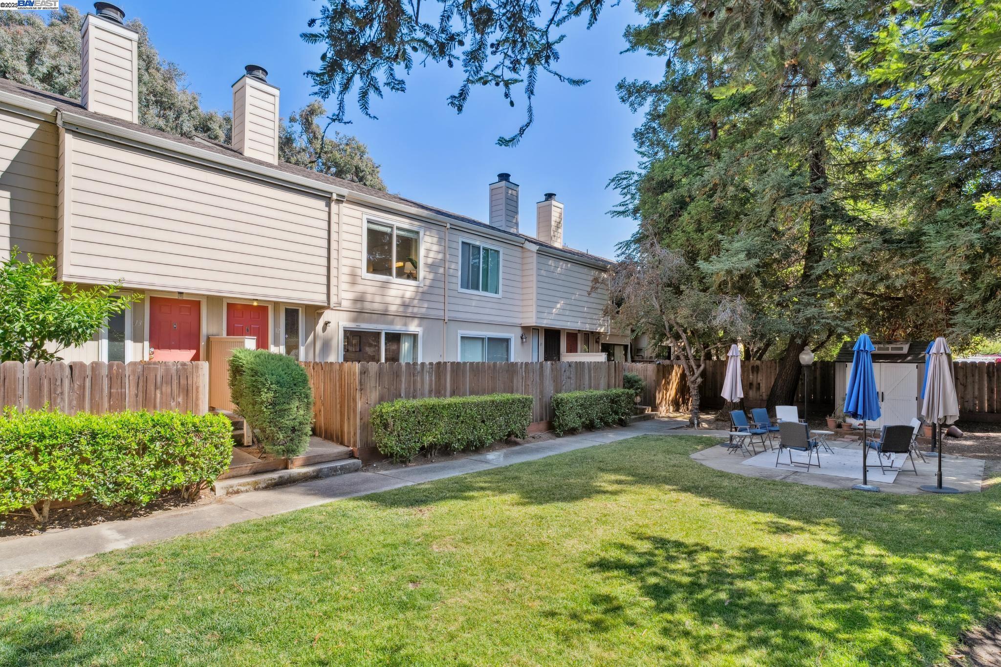 Detail Gallery Image 40 of 42 For 1255 Detroit Avenue #12,  Concord,  CA 94520 - 2 Beds | 2 Baths