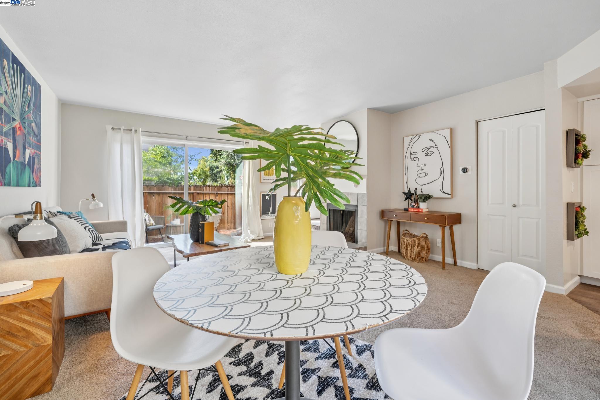 Detail Gallery Image 10 of 42 For 1255 Detroit Avenue #12,  Concord,  CA 94520 - 2 Beds | 2 Baths