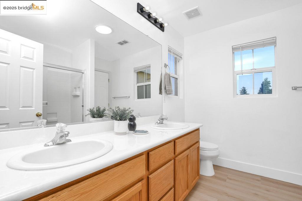 Detail Gallery Image 25 of 43 For 3155 Milton Jenson Ct, Tracy,  CA 95377 - 5 Beds | 3 Baths